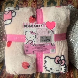 QUEEN/FULL Strawberry Hello Kitty Pink and White Plush Blanket throw NWT